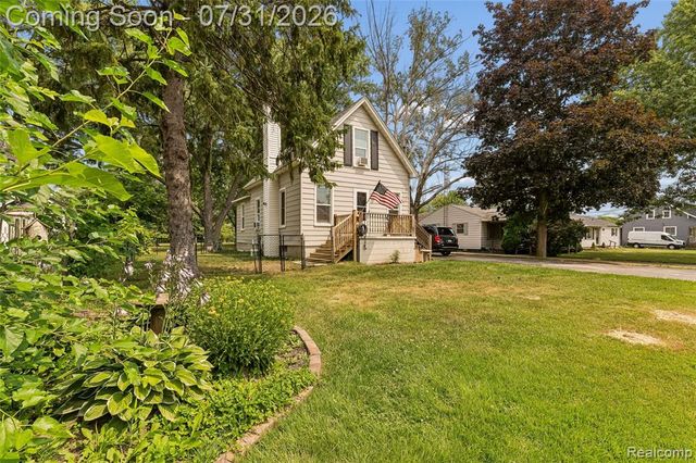 3427 Byers Street, Burton, MI 48519