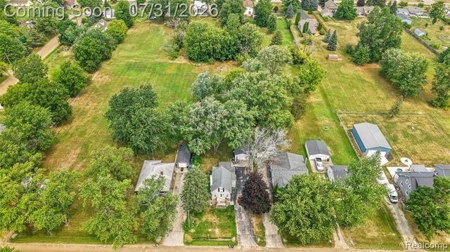 3427 Byers Street, Burton, MI 48519