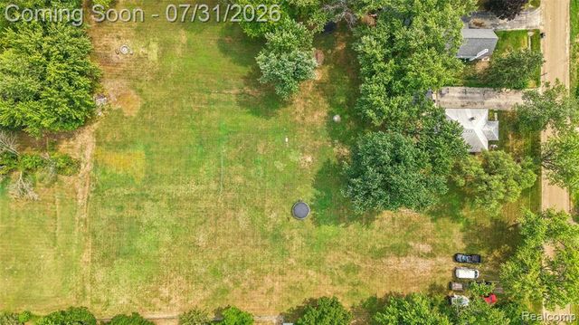 3427 Byers Street, Burton, MI 48519