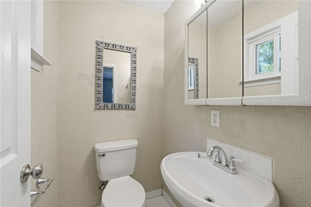 2908 W Mount Comfort Road, Fayetteville, AR 72704