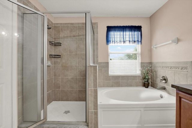 31405 GLENDALOUGH WAY, Wesley Chapel, FL 33545