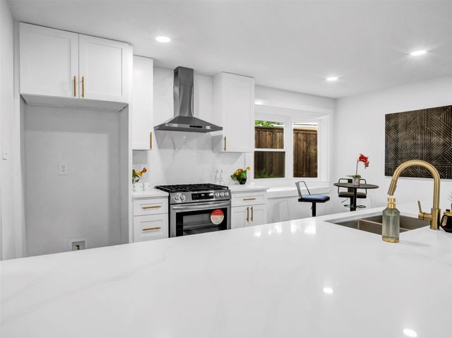 2371 Chart Drive, Dallas, TX 75228