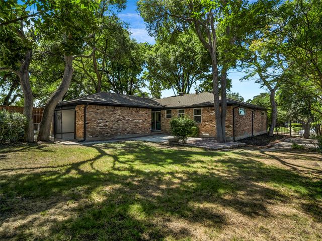 2371 Chart Drive, Dallas, TX 75228