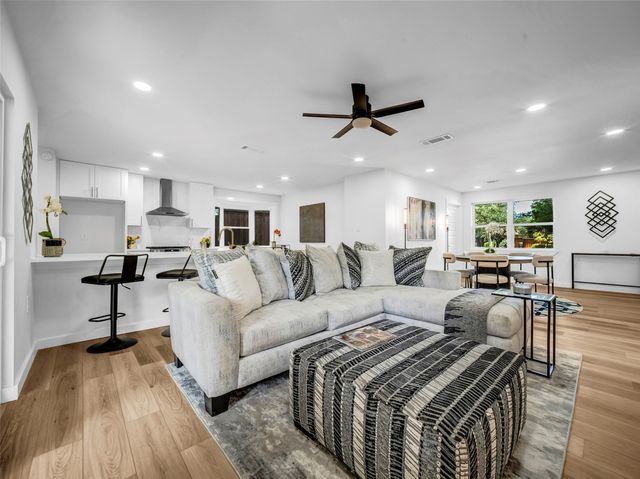 2371 Chart Drive, Dallas, TX 75228