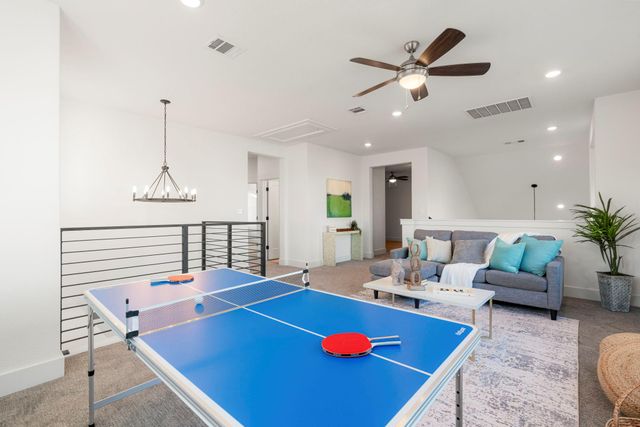 452 Crimson Sky CT, Dripping Springs, TX 78620