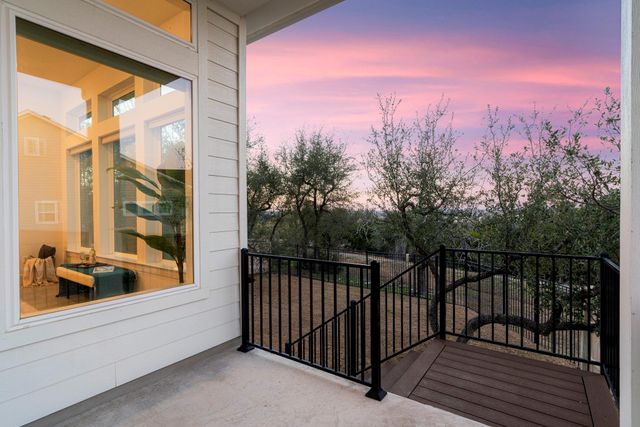 452 Crimson Sky CT, Dripping Springs, TX 78620