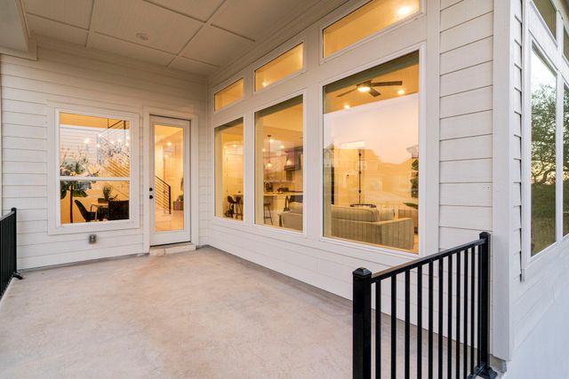 452 Crimson Sky CT, Dripping Springs, TX 78620