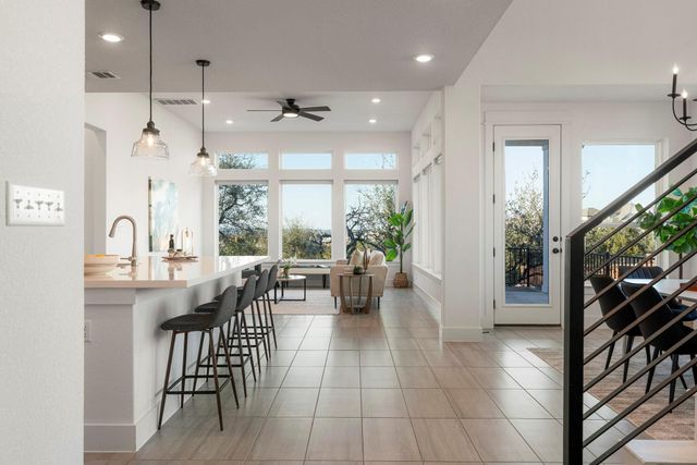 452 Crimson Sky CT, Dripping Springs, TX 78620