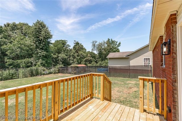 607 Boulder Drive, Van Buren, AR 72956