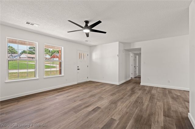 607 Boulder Drive, Van Buren, AR 72956