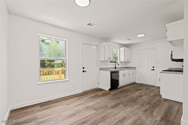 607 Boulder Drive, Van Buren, AR 72956