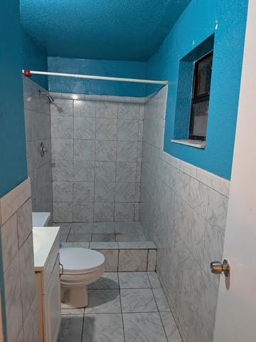 2900 NW 10th Court, Fort Lauderdale, FL 33311