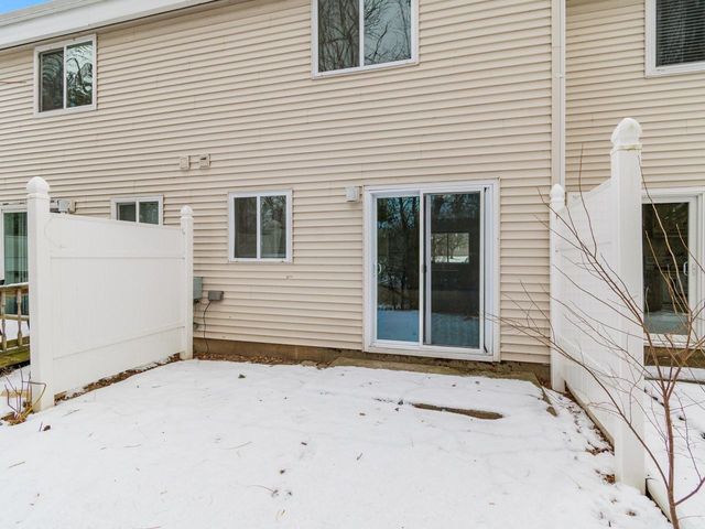 L4 Grandview Drive, South Burlington, VT 05403