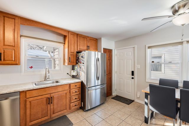 3246 176th Street, Hammond, IN 46323