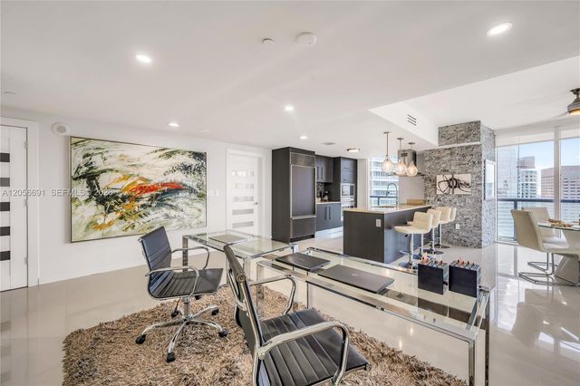 495 Brickell Ave 3702, Miami, FL 33131