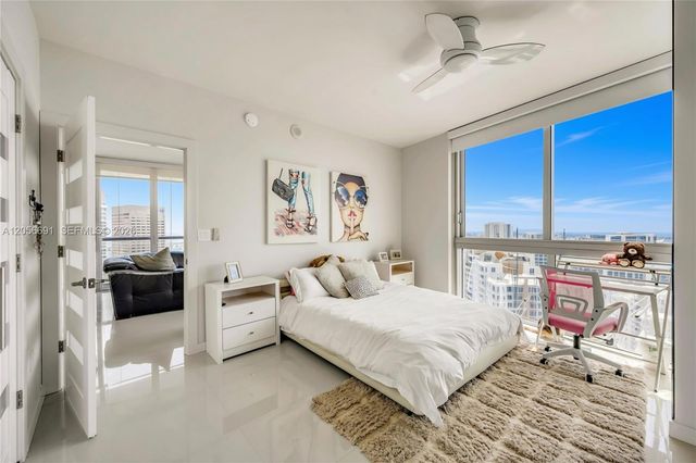495 Brickell Ave 3702, Miami, FL 33131