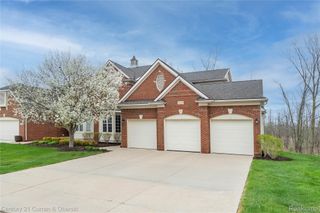 24838 Valleywood Drive, Lyon Charter Township, MI 48178