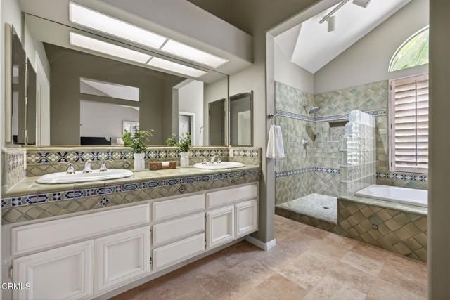 2202 Desert Forest Court, Oxnard, CA 93036