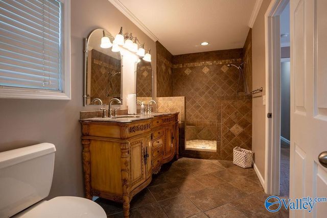 4202A Gault Avenue S, Fort Payne, AL 35967