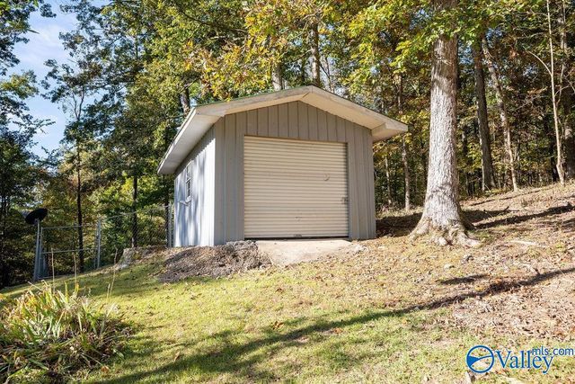 4202A Gault Avenue S, Fort Payne, AL 35967