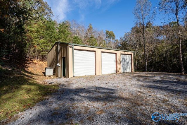 4202A Gault Avenue S, Fort Payne, AL 35967