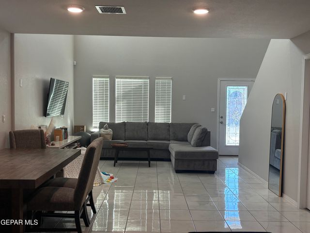 14465 MARIAM HANNA Street, El Paso, TX 79938