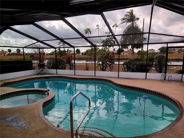 1924 NEW BEDFORD DRIVE, Sun City Center, FL 33573