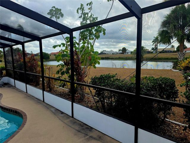 1924 NEW BEDFORD DRIVE, Sun City Center, FL 33573