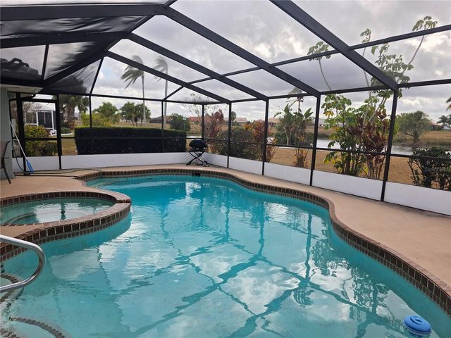 1924 NEW BEDFORD DRIVE, Sun City Center, FL 33573