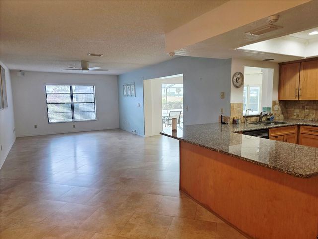 1924 NEW BEDFORD DRIVE, Sun City Center, FL 33573