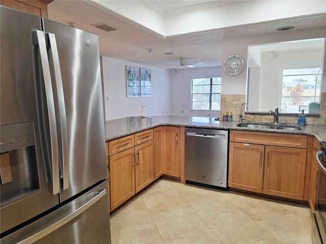 1924 NEW BEDFORD DRIVE, Sun City Center, FL 33573