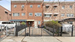 404 Howe Avenue, Bronx, NY 10473