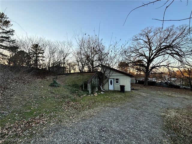 628 Bissell Avenue, Arkoma, OK 74901