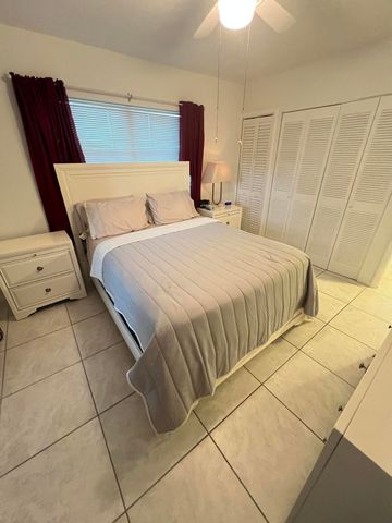 120 COVENTRY E 120, West Palm Beach, FL 33417