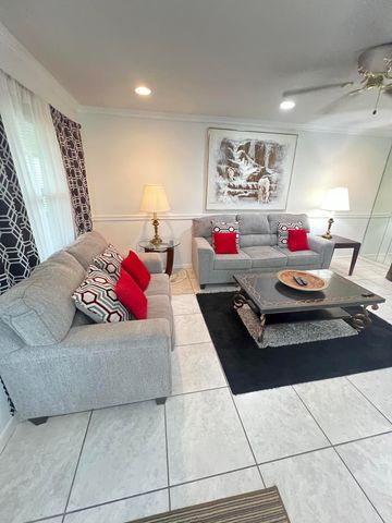 120 COVENTRY E 120, West Palm Beach, FL 33417