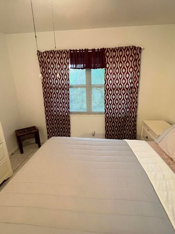 120 COVENTRY E 120, West Palm Beach, FL 33417