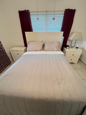 120 COVENTRY E 120, West Palm Beach, FL 33417