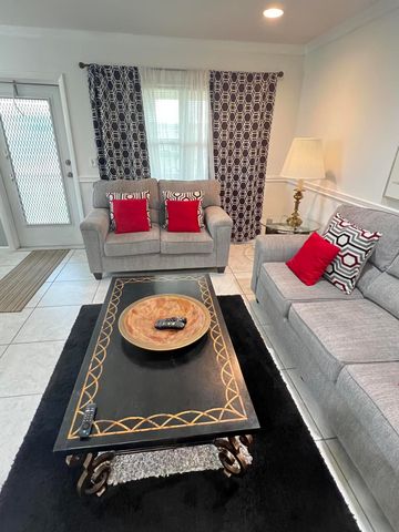 120 COVENTRY E 120, West Palm Beach, FL 33417