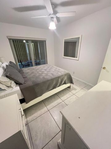 120 COVENTRY E 120, West Palm Beach, FL 33417