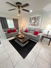 120 COVENTRY E 120, West Palm Beach, FL 33417