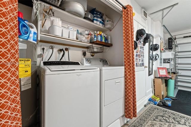 11950 SW 135th Ter, Miami, FL 33186