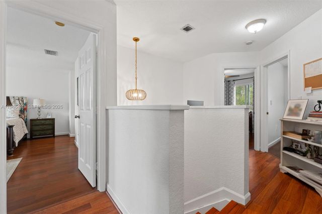 11950 SW 135th Ter, Miami, FL 33186