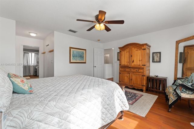 11950 SW 135th Ter, Miami, FL 33186