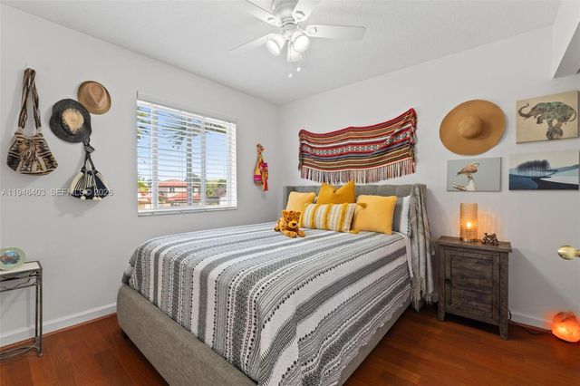 11950 SW 135th Ter, Miami, FL 33186