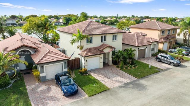 11950 SW 135th Ter, Miami, FL 33186