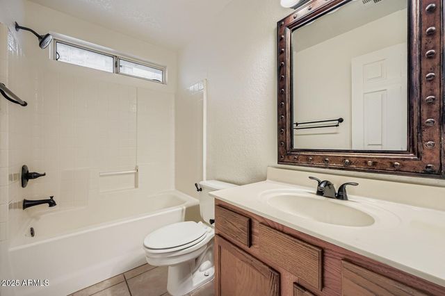 4035 W ROSE GARDEN Lane, Glendale, AZ 85308