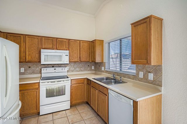 4035 W ROSE GARDEN Lane, Glendale, AZ 85308