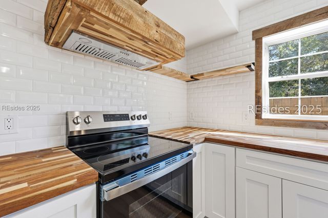 178 5th Ave, Ridgeland, SC 29936