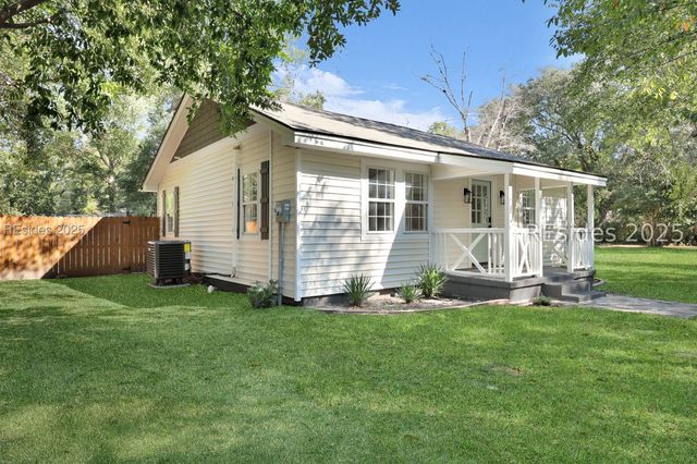 178 5th Ave, Ridgeland, SC 29936