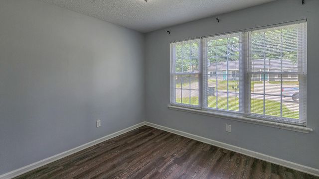 9511 Raven Drive, Ladson, SC 29456